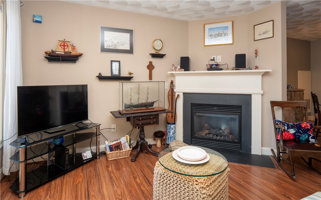 15 Saw Mill Drive 204