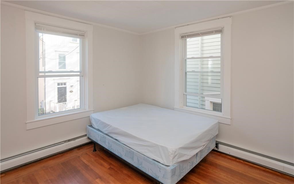 11 Young Street 2