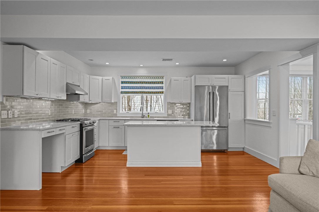 93 Roseneath Avenue 2