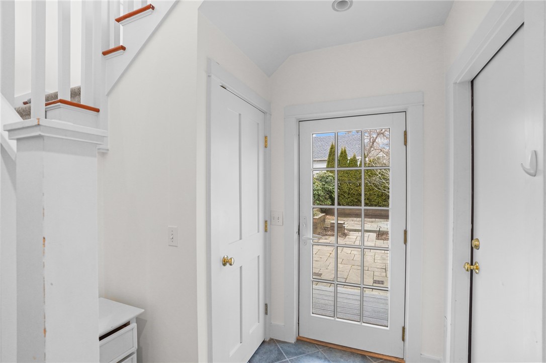 93 Roseneath Avenue 2