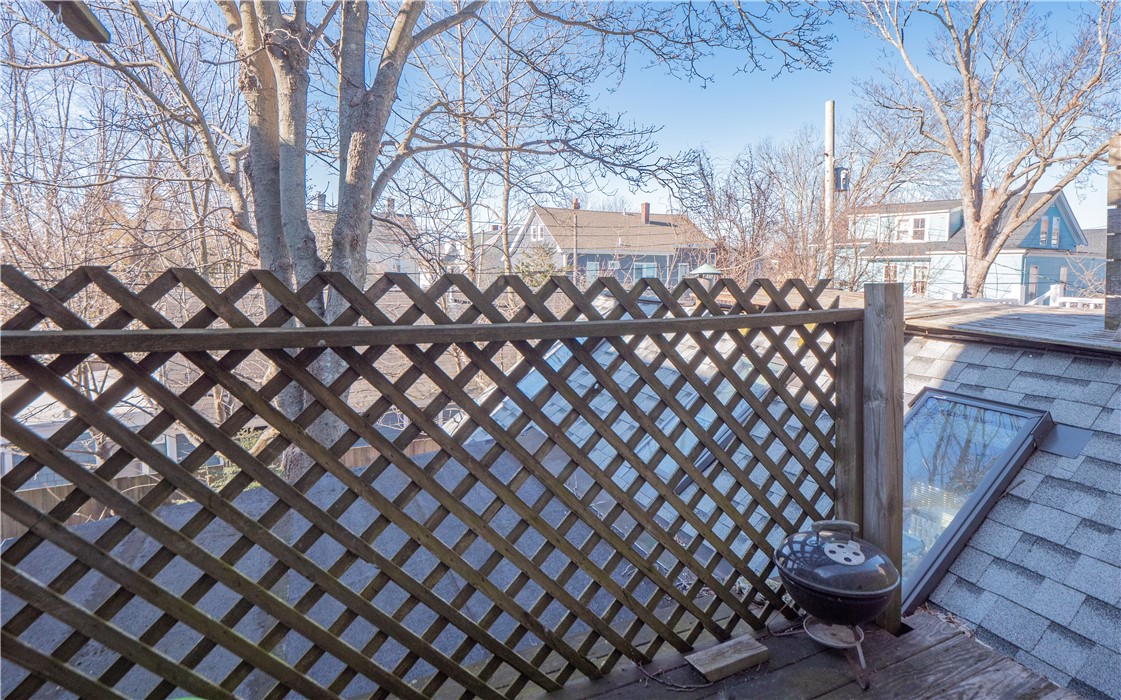8 Pleasant Street 2E