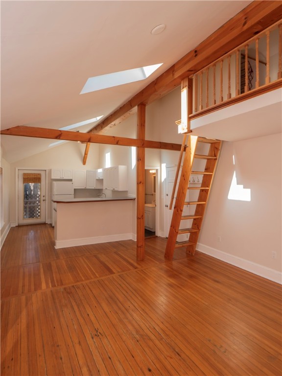 8 Pleasant Street 2E