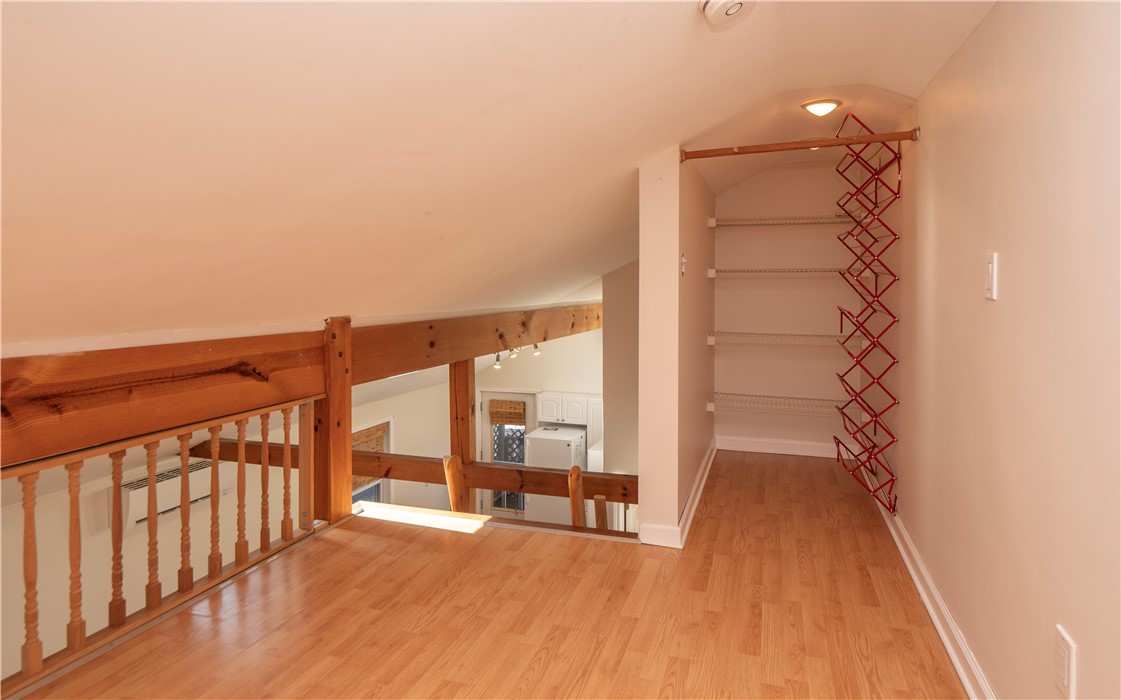8 Pleasant Street 2E
