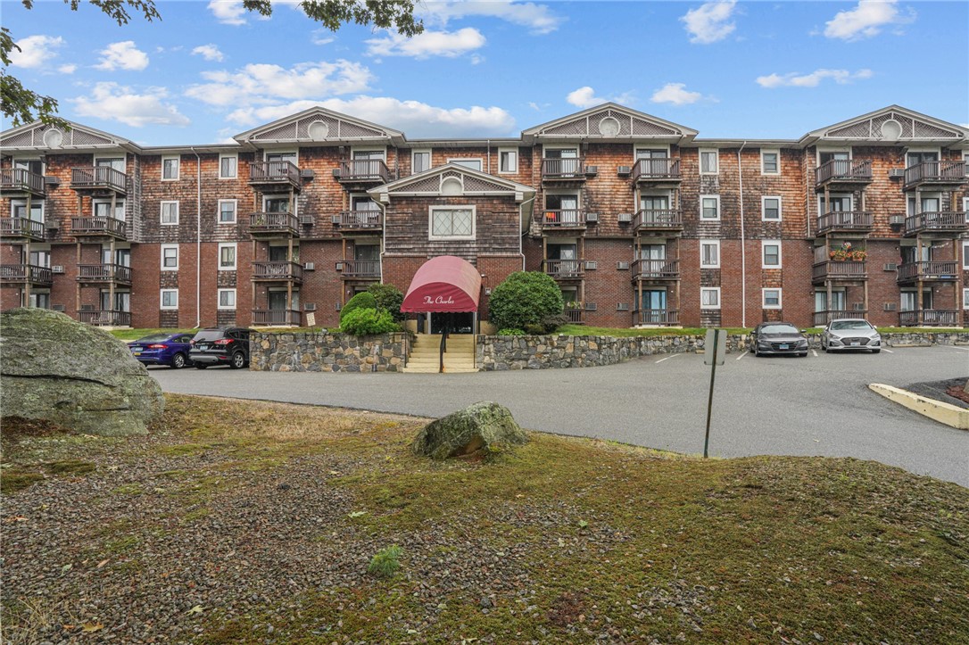 1190 Charles Street 7