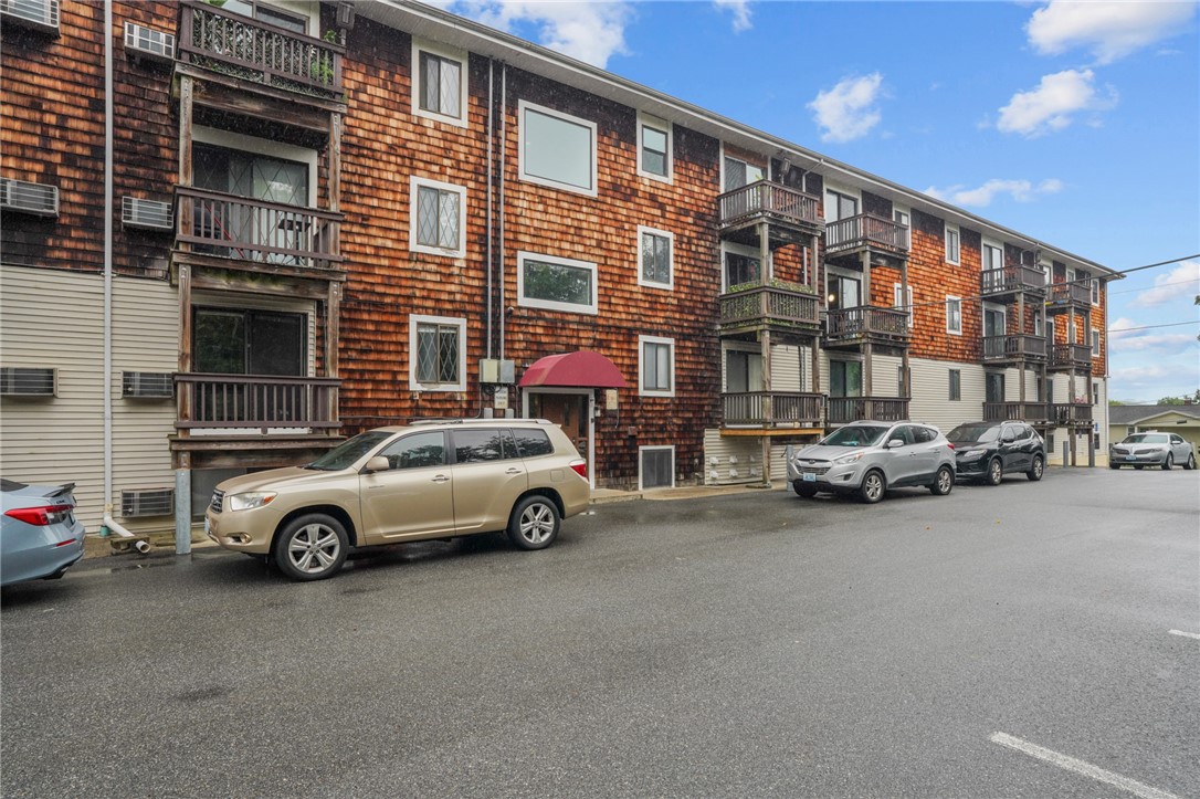 1190 Charles Street 7