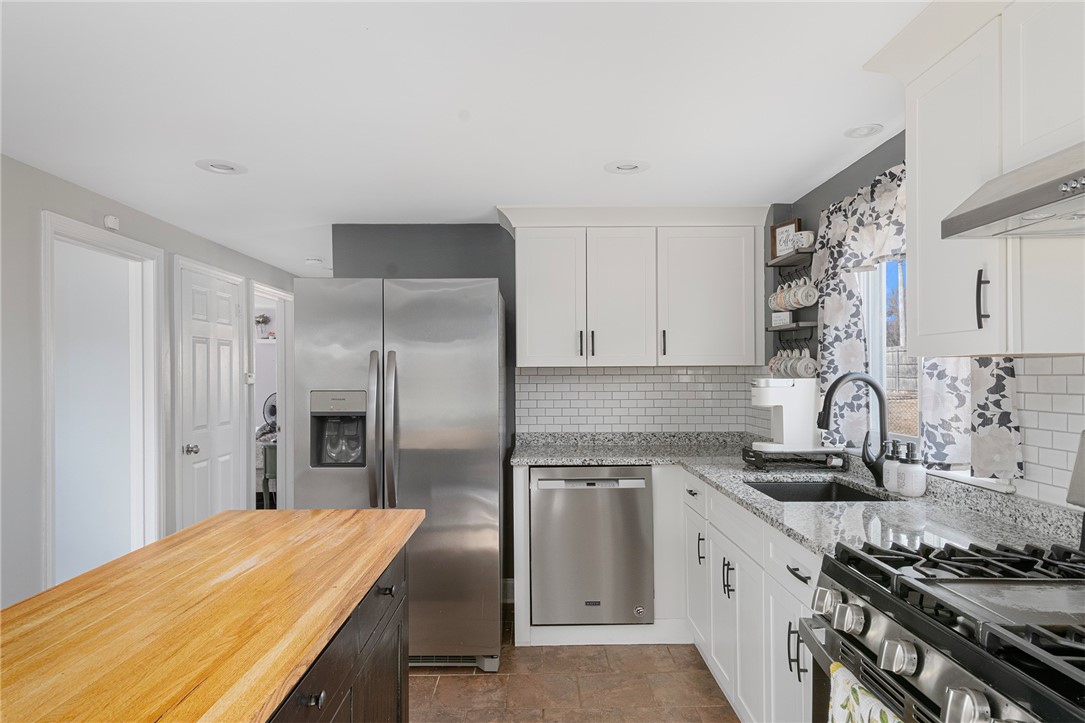 35 Vancouver Avenue