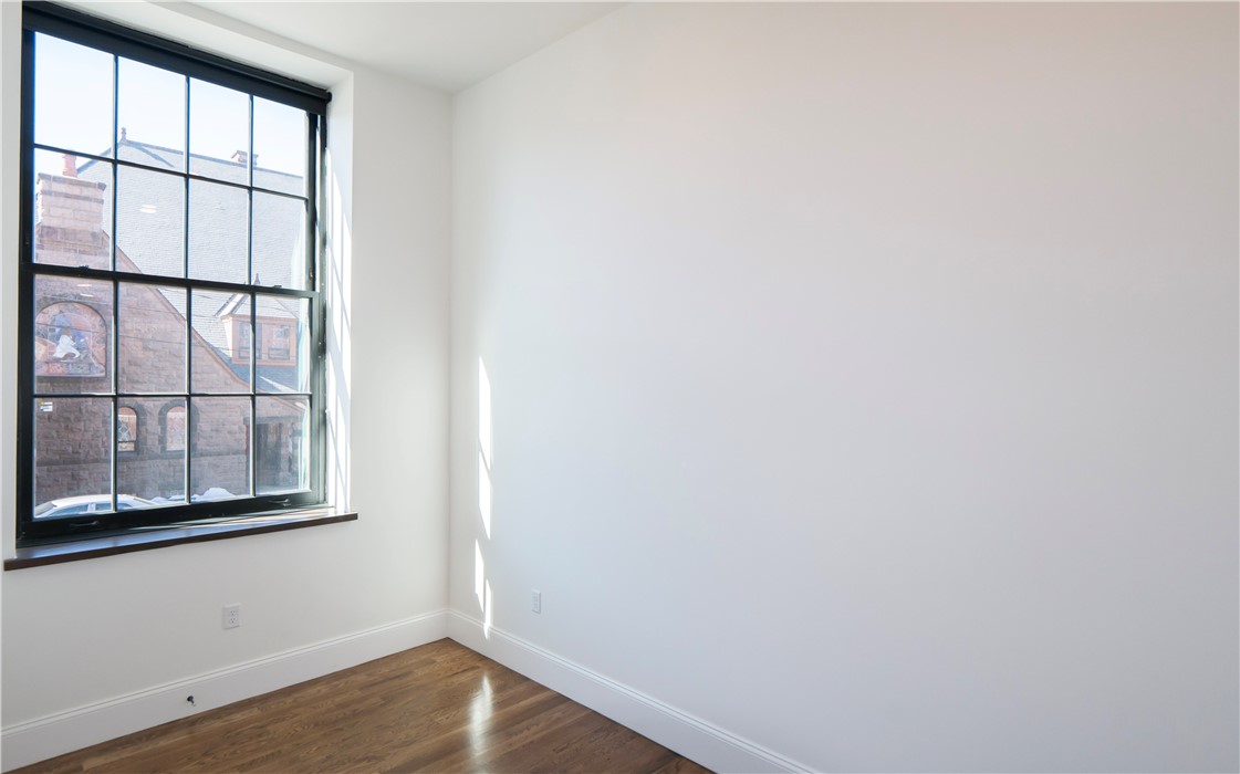15 Cranston Avenue 1