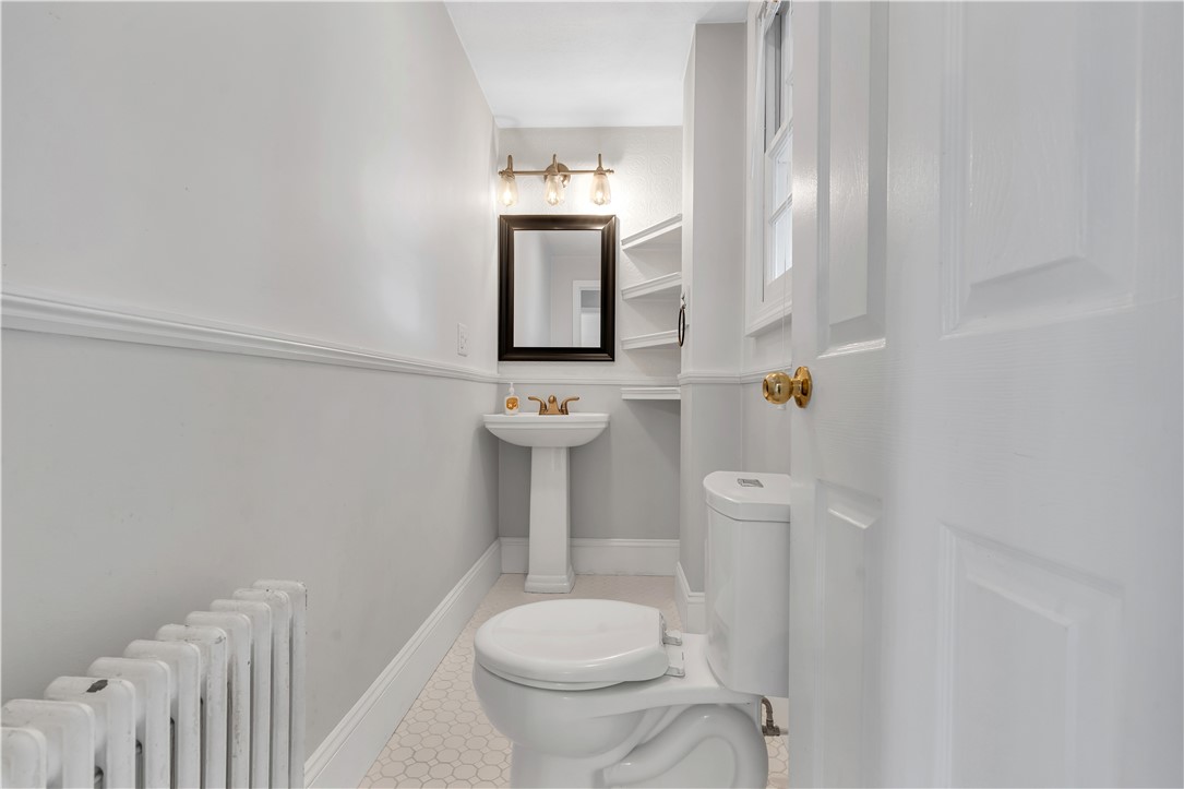 2489 Pawtucket Avenue