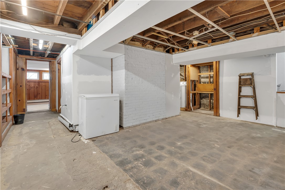 2489 Pawtucket Avenue