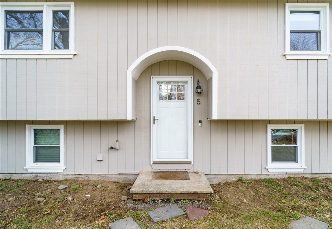 5 Calypso Drive