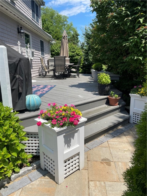 15 Parker Avenue
