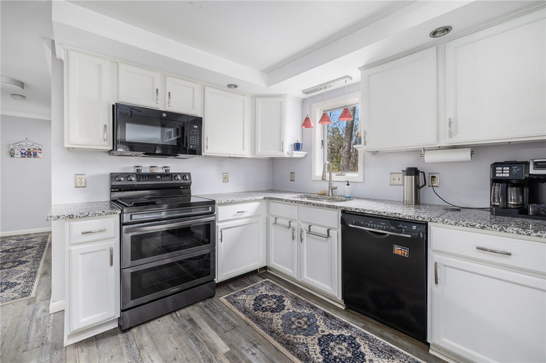 161 Kenyon Hill Trail