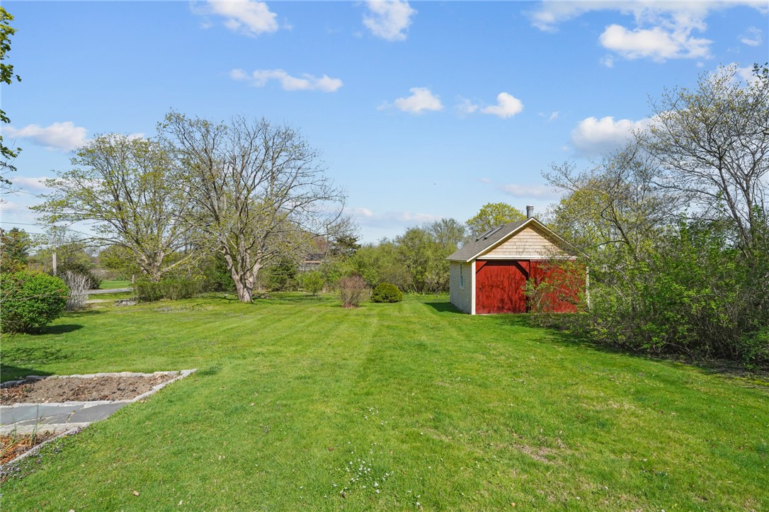 1667 East Main Road