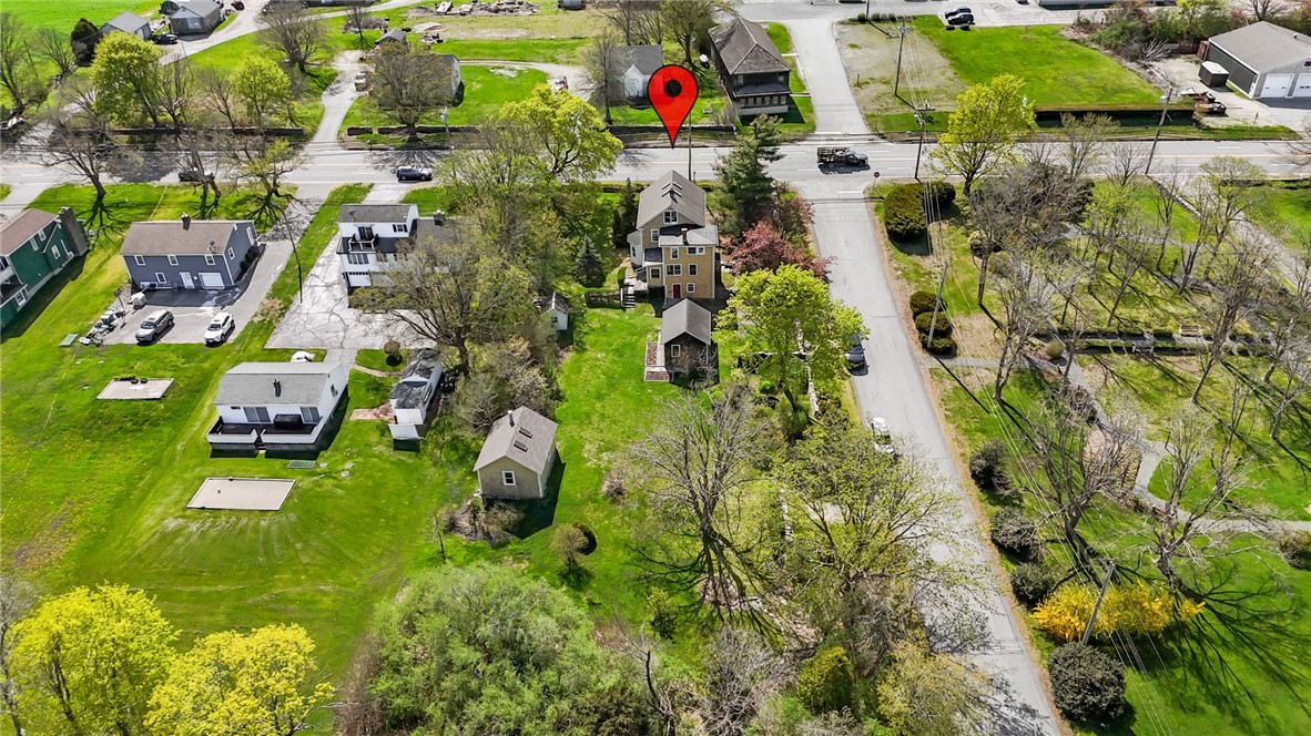 1667 East Main Road