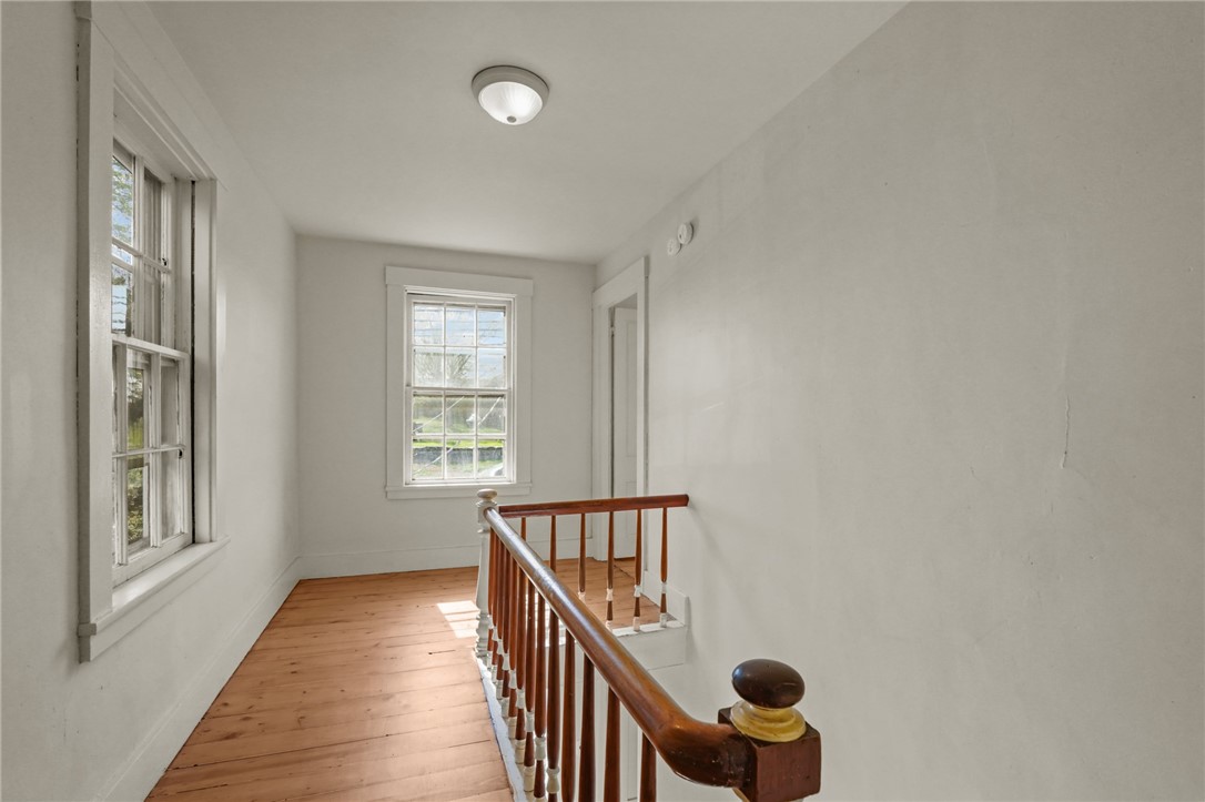1667 East Main Road
