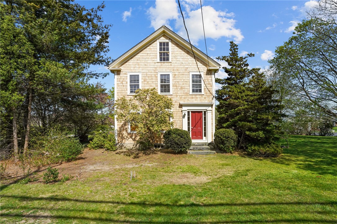 1667 East Main Road