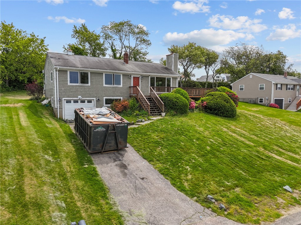 9 Algonquin Drive