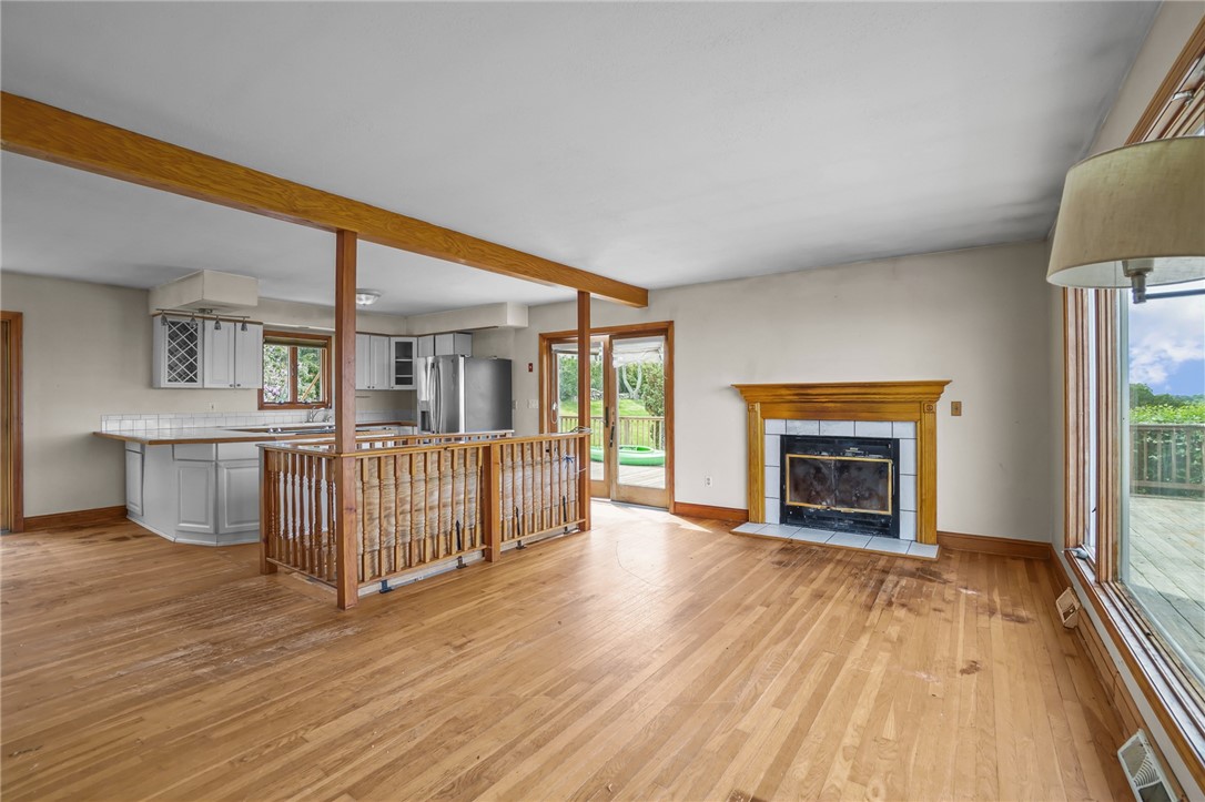 9 Algonquin Drive