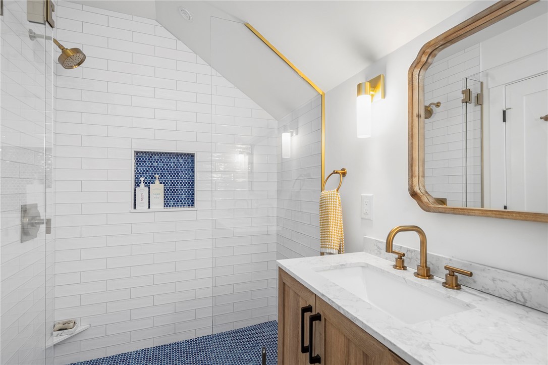 69 Connection Street