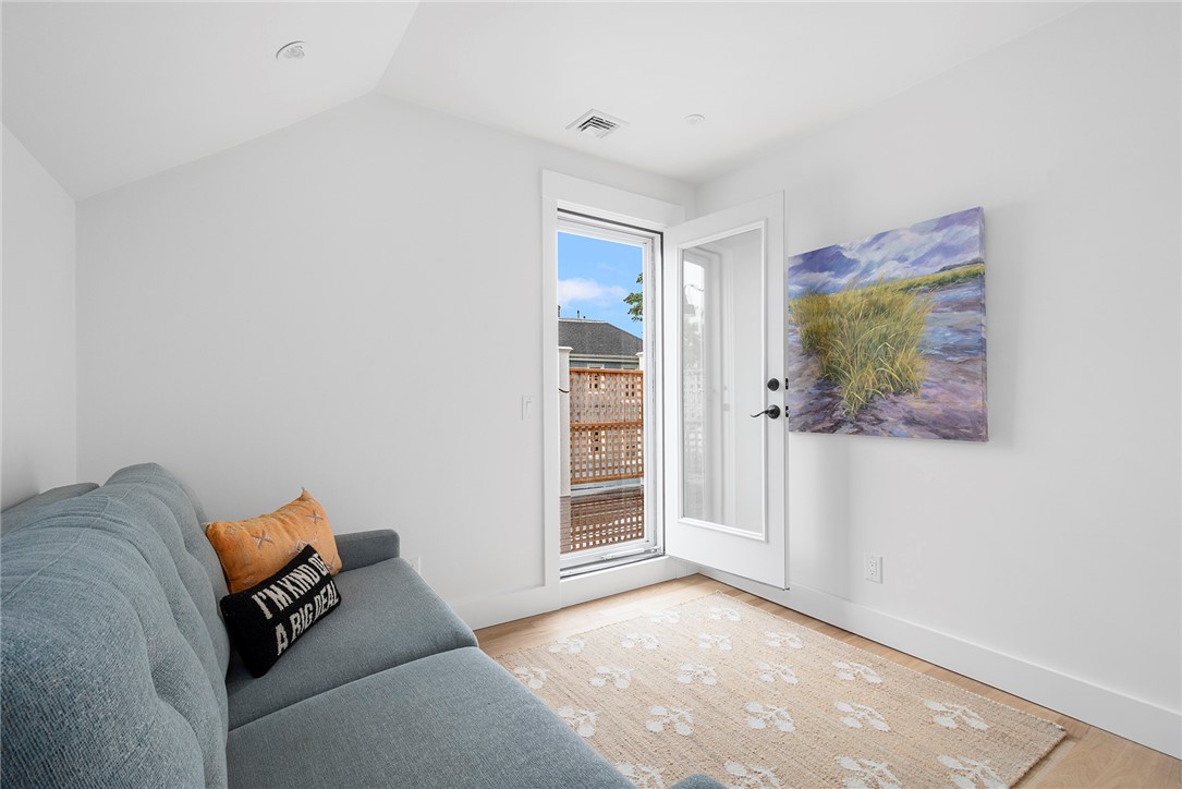 69 Connection Street