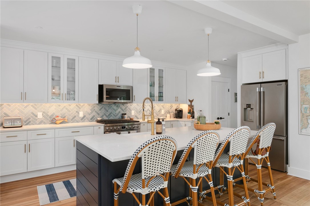 69 Connection Street