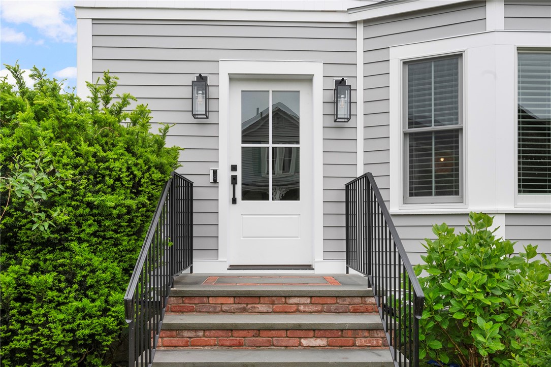 69 Connection Street