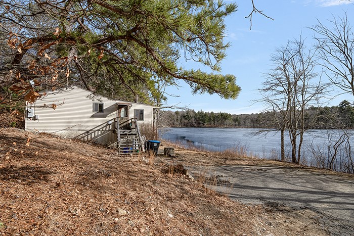18 Tarklin Pond Drive