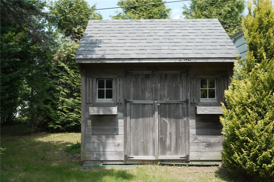 15 Donna Drive