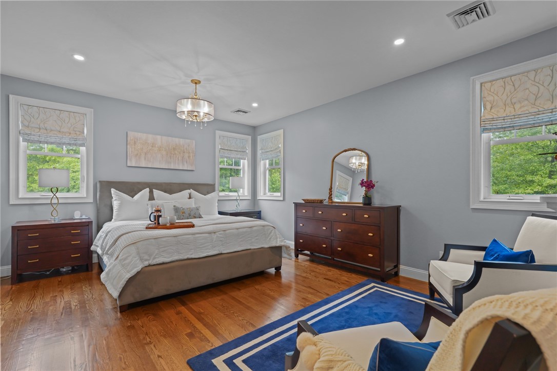 40 Oakbrook Court