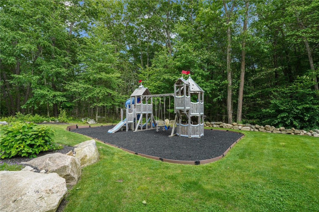 40 Oakbrook Court