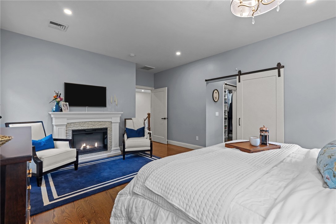 40 Oakbrook Court