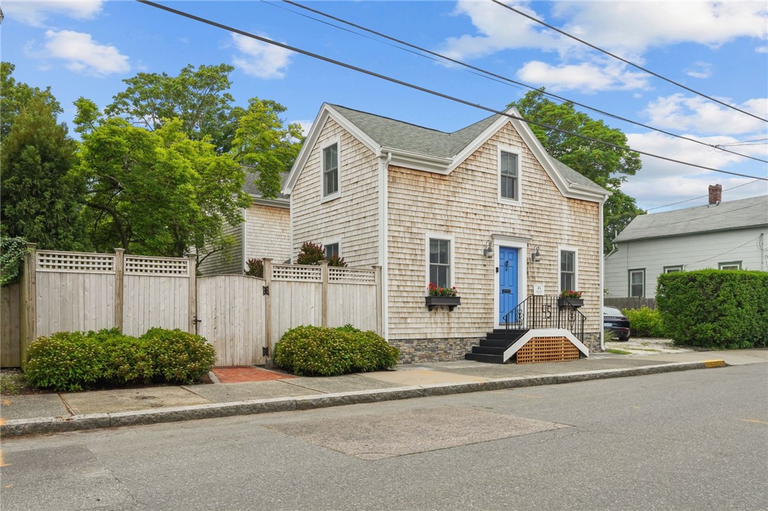 45 Houston Avenue