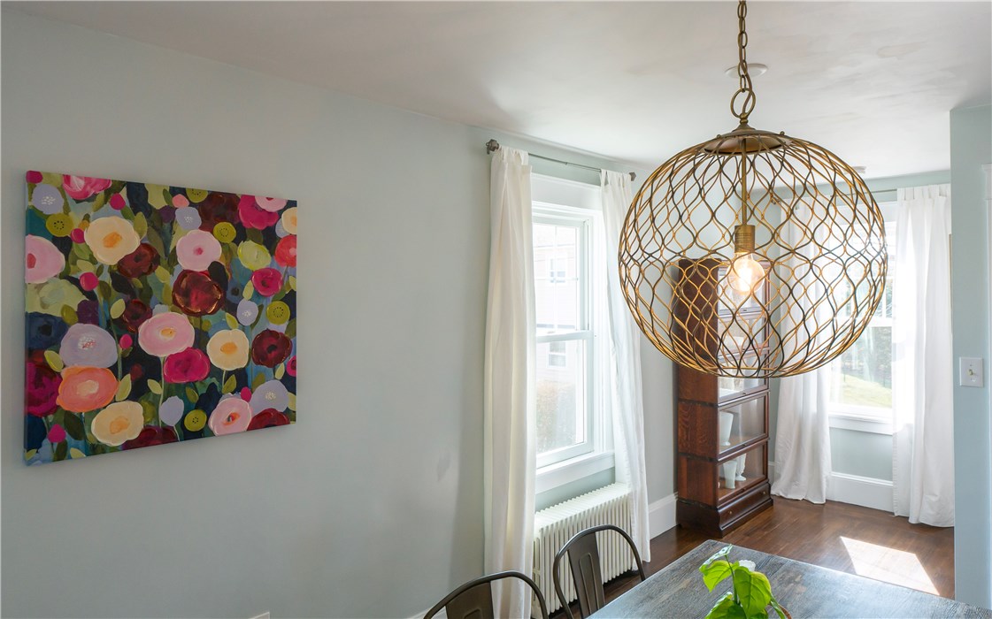 90 Renfrew Avenue