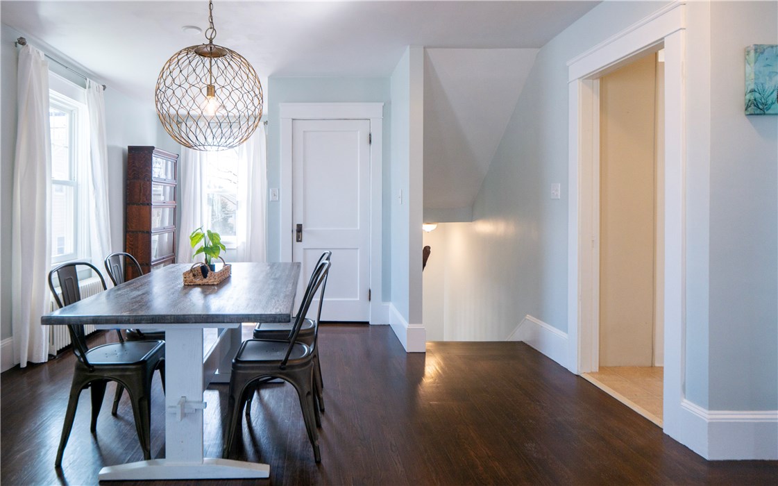90 Renfrew Avenue