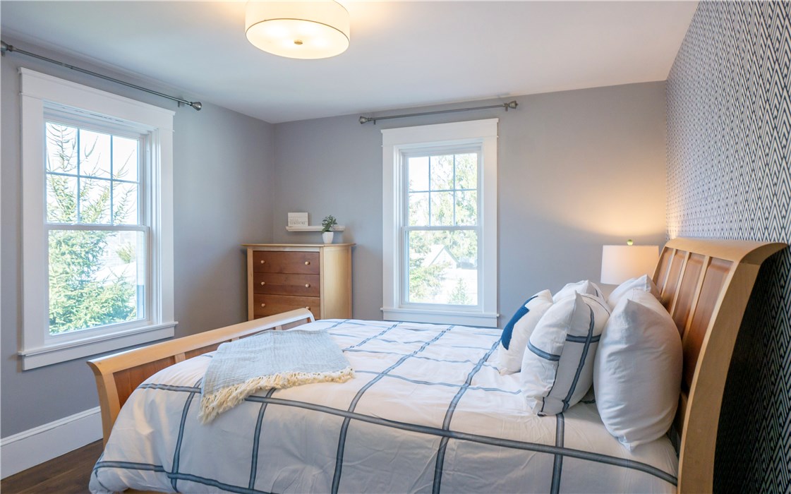 90 Renfrew Avenue