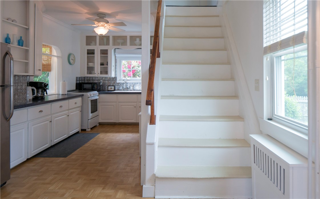 4 Draper Avenue