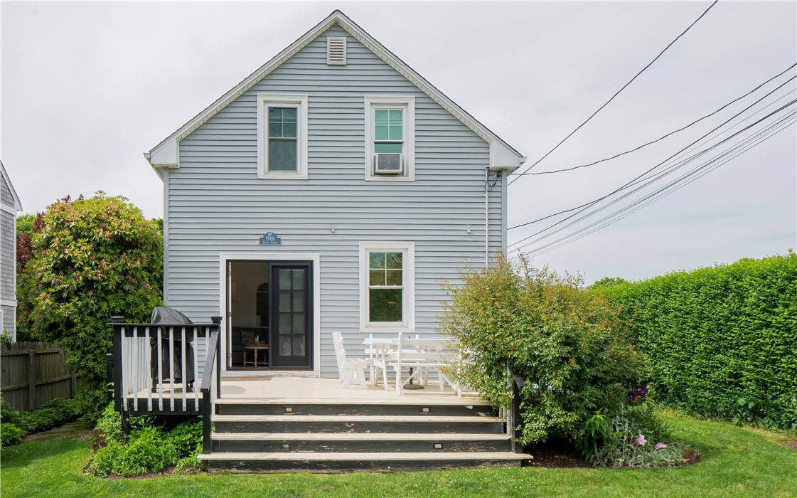 4 Draper Avenue