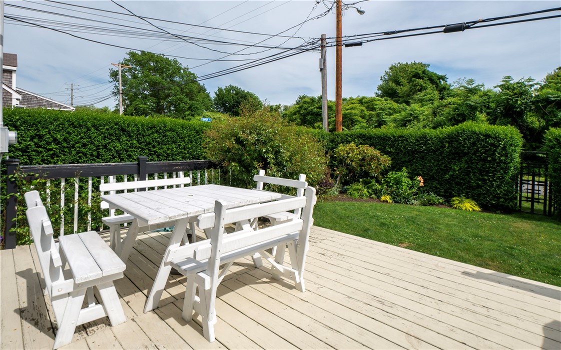4 Draper Avenue