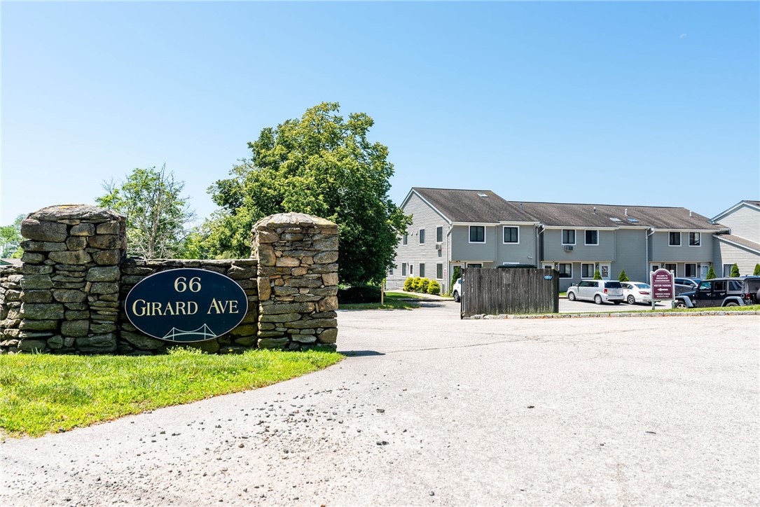 66 Girard Avenue 322