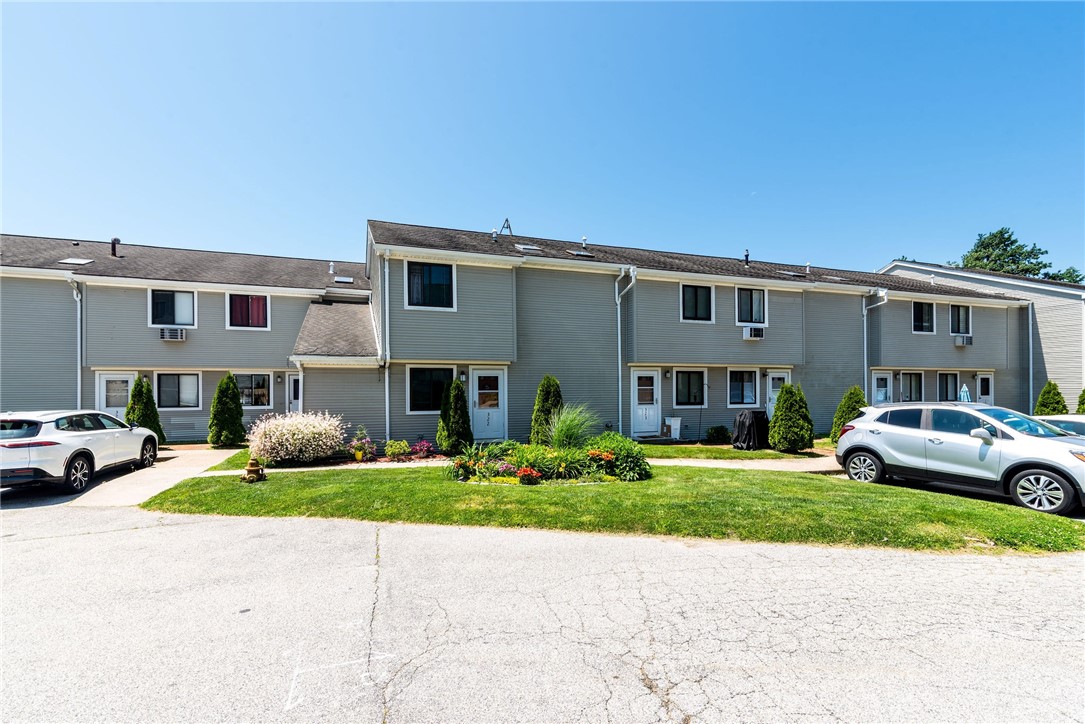 66 Girard Avenue 322