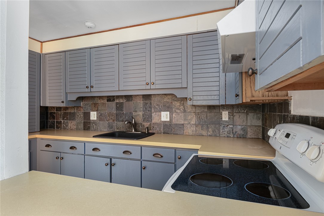 401 Bellevue Avenue 100