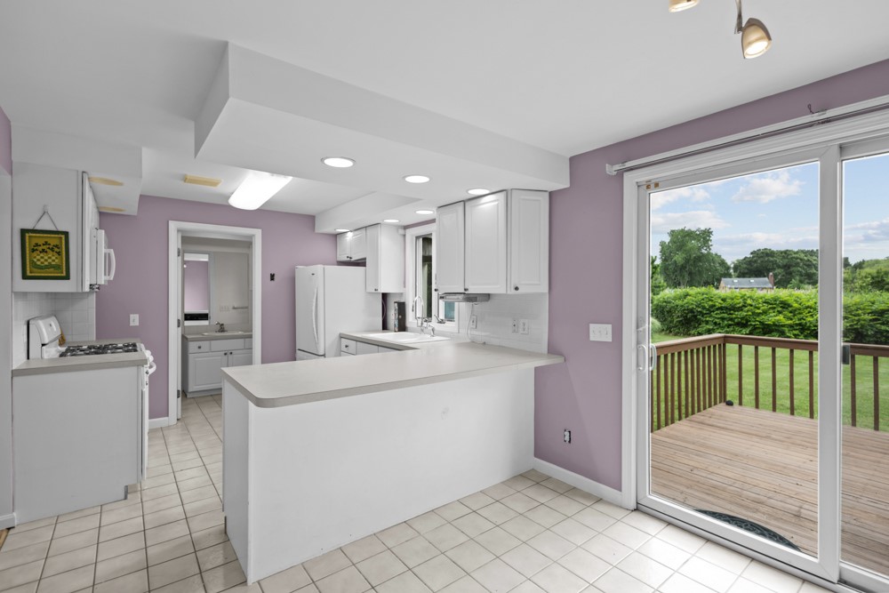 76 Charlotte Drive