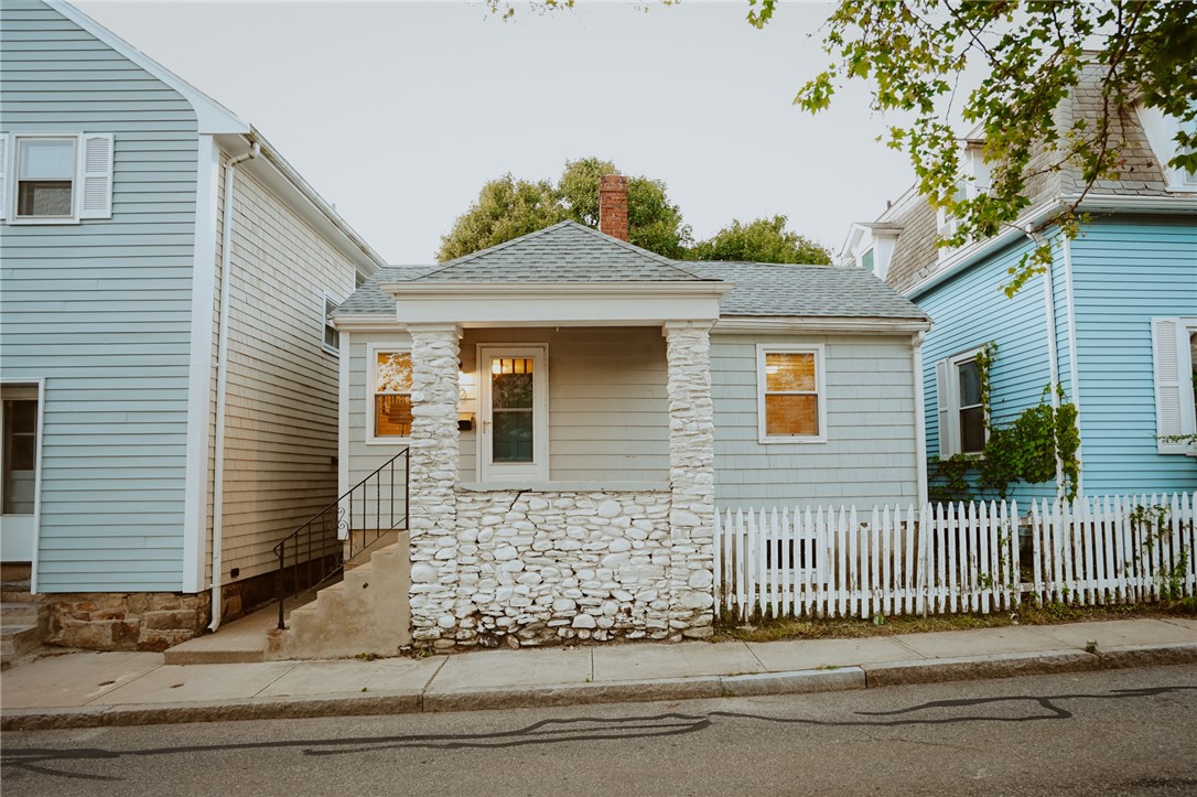 30 Dixon Street