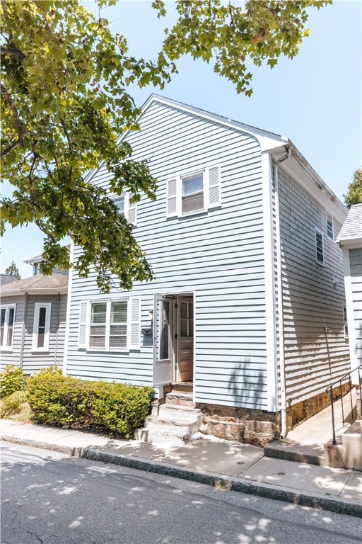 28 Dixon Street
