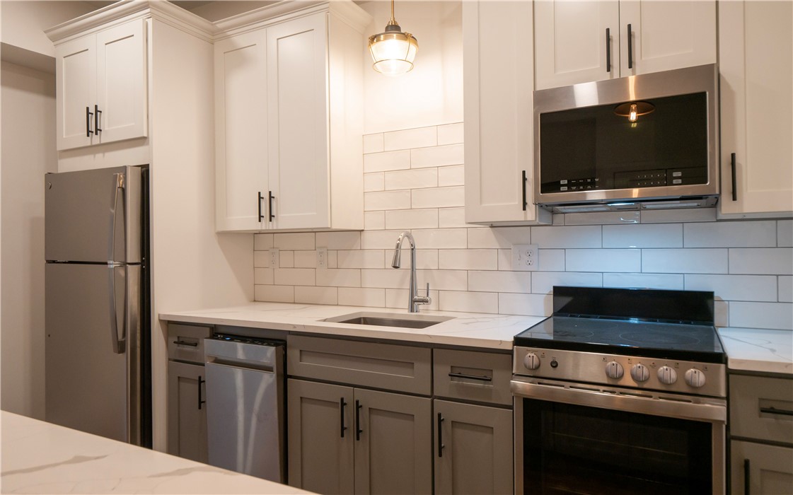 15 Cranston Avenue 20
