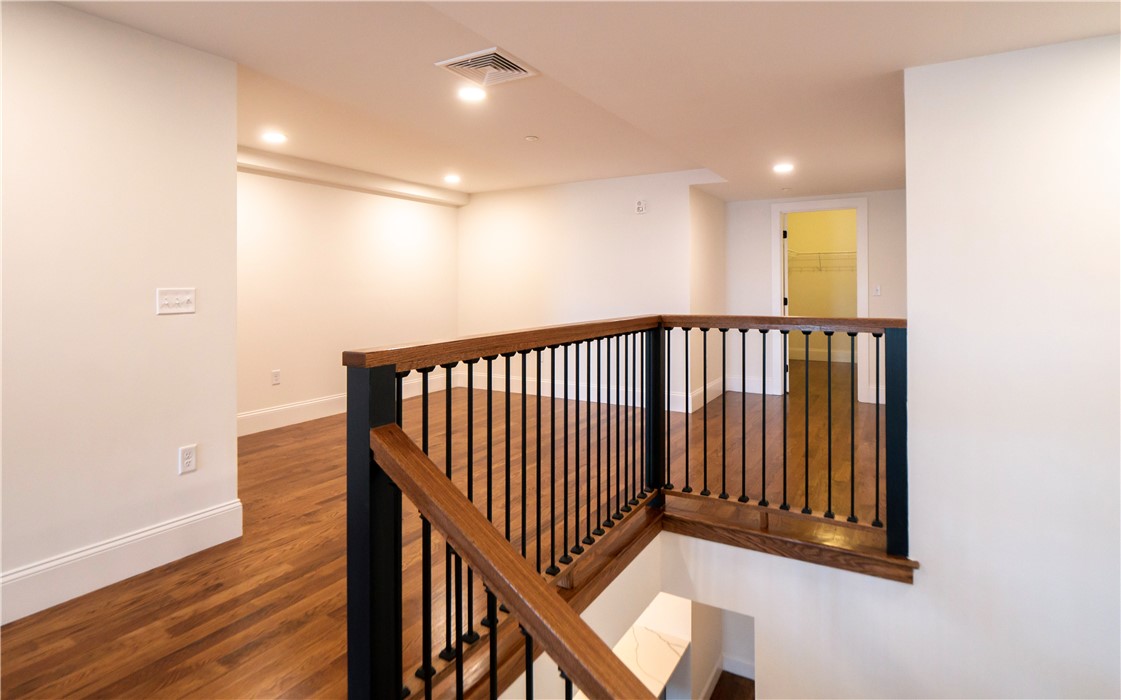 15 Cranston Avenue 20