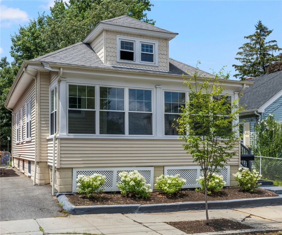 66 Grosvenor Avenue