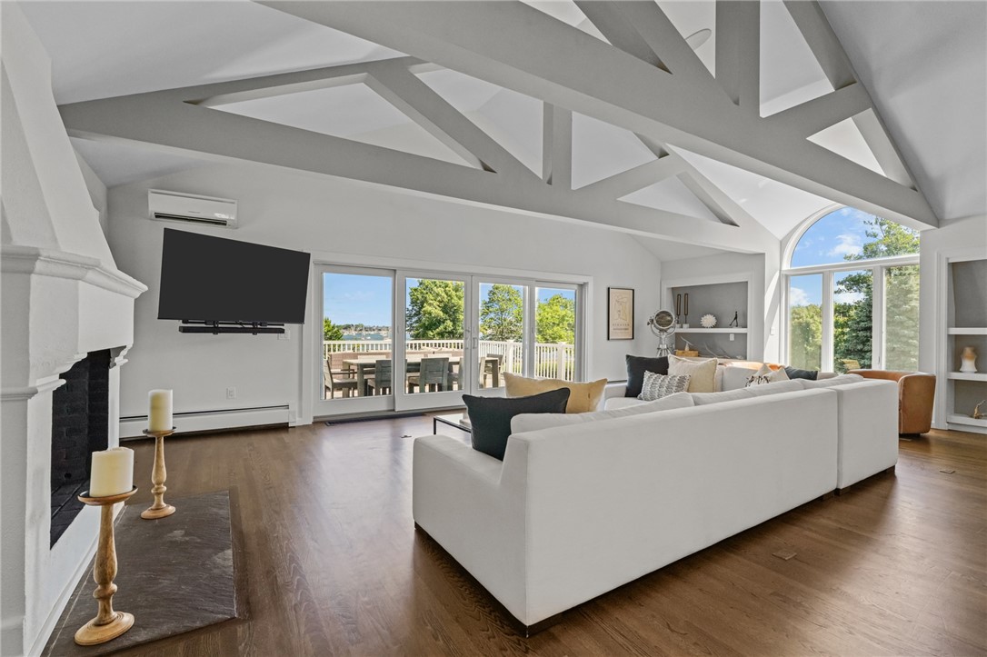 1 Harbor View Drive