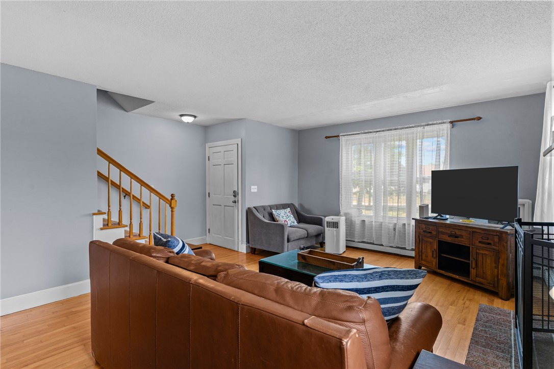 223 Oliphant Lane