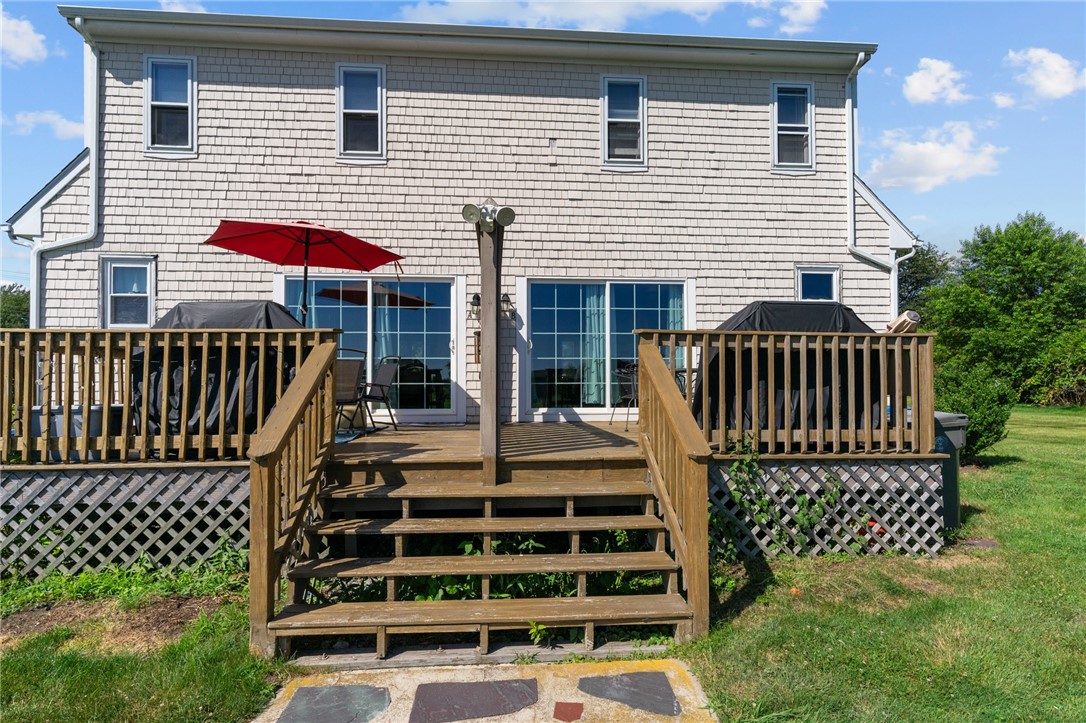 223 Oliphant Lane